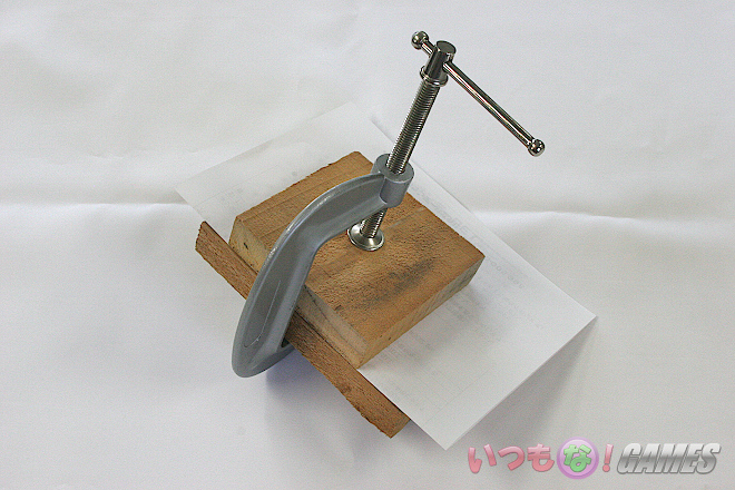 �C�I�̉摜�𒣂荇�킹�ČŒ�