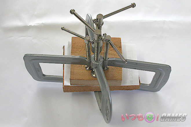 �A�N�����ƃC�I���Œ�